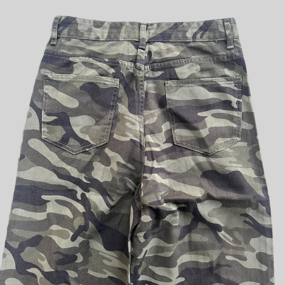 Camo Baggy Jeans